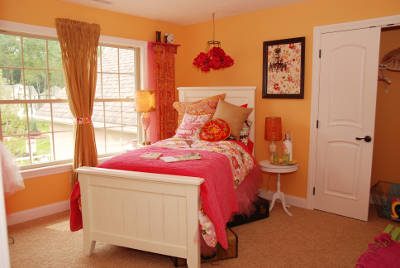 little girls bedroom